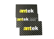 0.5mm Matt Black Metal Business Cards คาร์บอนไฟเบอร์ CR80 พิมพ์ซิลค์สกรีน