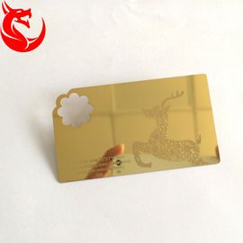 Laser Cut Anodized Gold นามบัตรพร้อมกระจกด้านหลังความหนา 0.3 มม. 0.5 มม